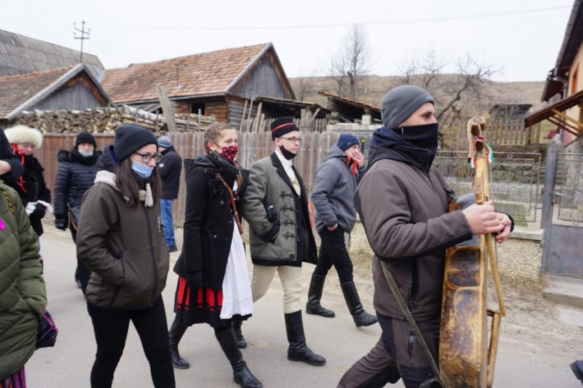 Farsangbúcsúztatás Csíkcsobotfalván