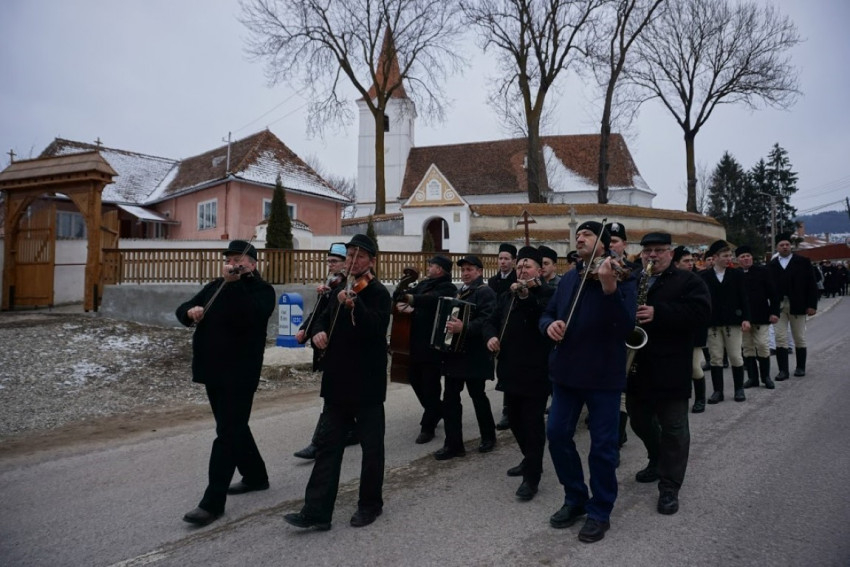 Farsangbúcsúztatás Csíkmenaságon