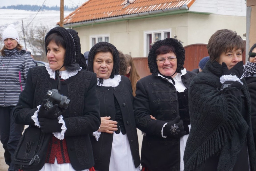 Farsangbúcsúztatás Csíkmenaságon