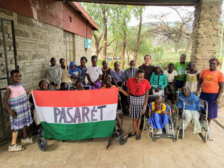 A fogyatékkal élők otthonában