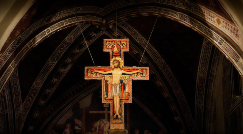 Kimozdulni a halott istenkapcsolatból – Elmélkedés a San Damianó-i keresztről