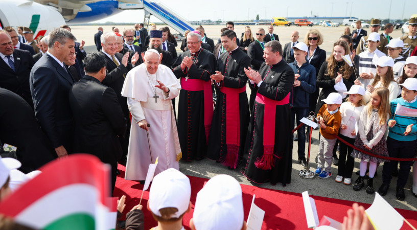Emlékezzünk együtt! – Egy éve tett apostoli látogatást Magyarországon Ferenc pápa (1. nap)