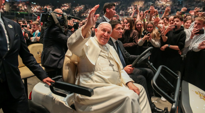Emlékezzünk együtt! – Egy éve tett apostoli látogatást Magyarországon Ferenc pápa (2. nap)