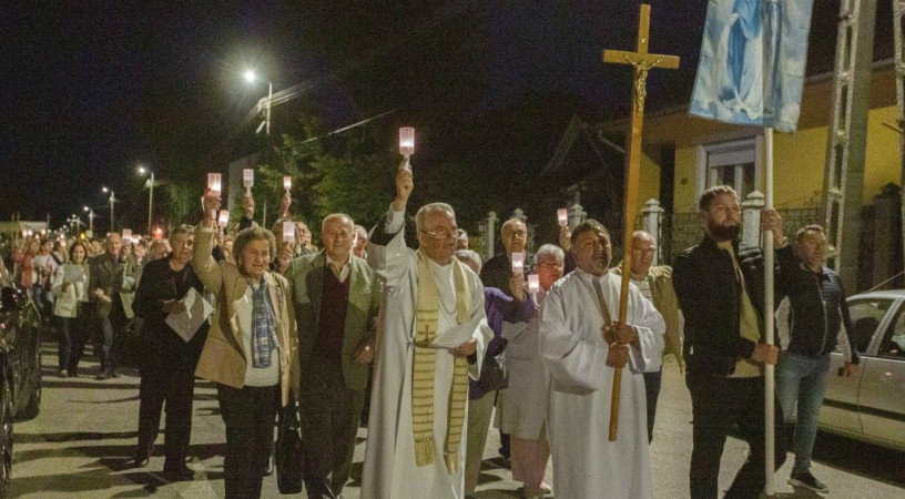 Palánki Ferenc püspök nyitotta meg a fatimai engesztelő imaórákat Mátészalkán