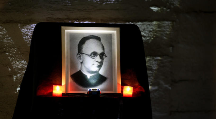 „Története átalakít és formál minket, krisztusibb emberré tesz” – Ervin Gábor emlékezete