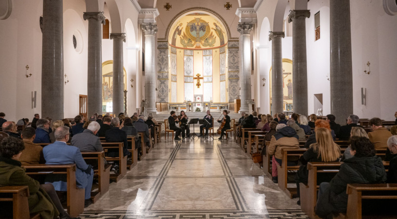 A krisztusi testvériség tanúiként – Pannonhalmi jubileumi szentévi koncert Rómában