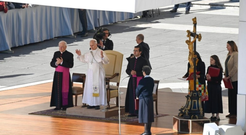 Április 11-én este 6-kor kezdődik a XIV. Leó vezette imavirrasztás