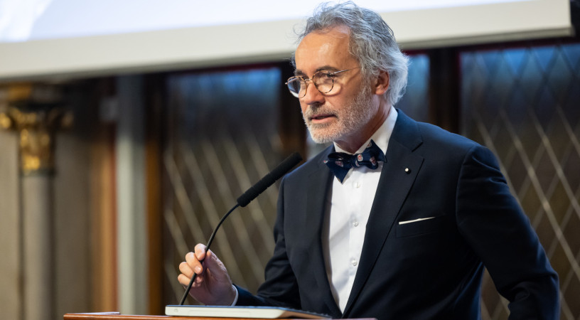 Erőss Loránd idegsebész székfoglaló előadást tartott a Szent István Tudományos Akadémián