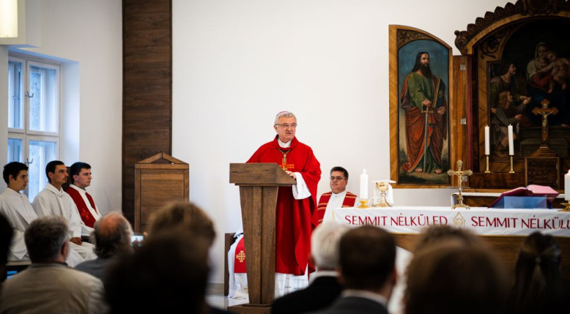 „Ne legyünk játékrontók!” – Püspöki Veni Sancte a soproni Szent Pál Katolikus Szakkollégiumban