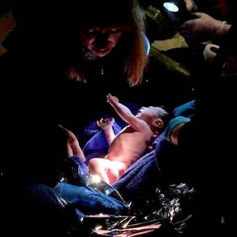 Jól van a New York-i betlehemben talált újszülött kisfiú