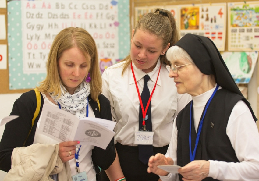 Jubileumi öregdiák-találkozón 2019 tavaszán a Patronában