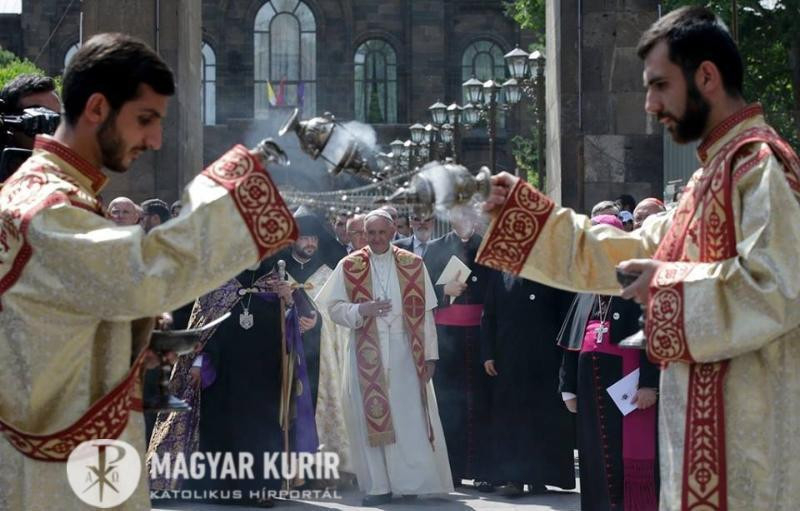 Ferenc pápa Ecsmiadzinban 2016-ban
