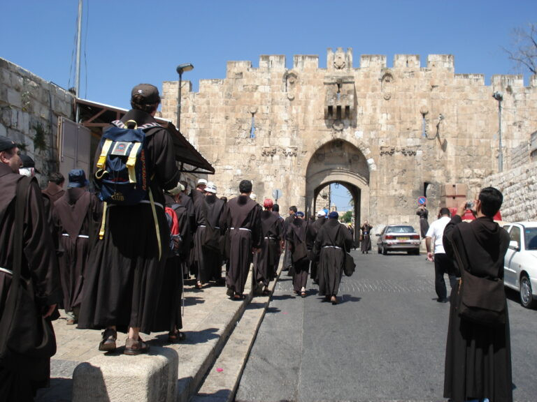 Megérkezik Jeruzsálem kapujához a 2007-es zarándoklat