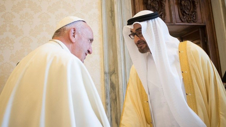 Ferenc pápa és Mohammed Bin Zayed, Abu-Dzabi koronahercege