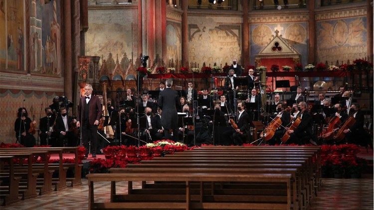 Andrea Boccelli karácsonyi koncertje Assisiben Fotó: Vatican News