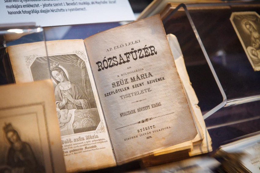 A győri Könnyező Szűzanya-kegykép csodájának leírásai