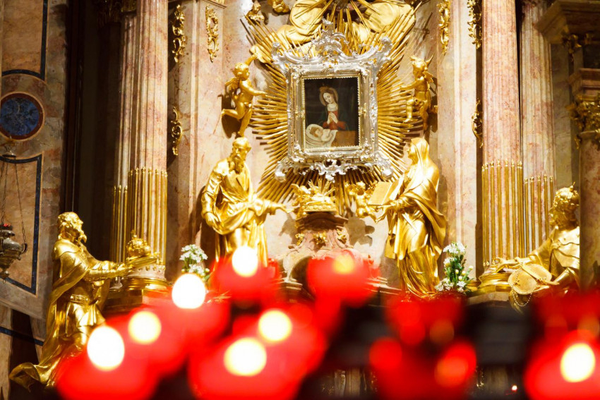 Győri Könnyező Szűzanya-kegykép