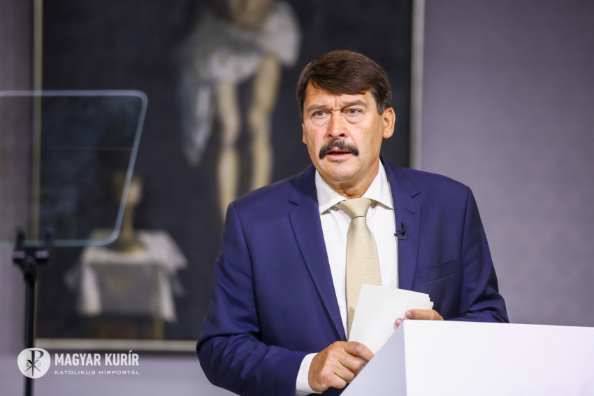 Isten Befogadasa Cselekvo Aktivitas Ader Janos Allamfo Tanusagtetele A Nek Penteki Napjan Magyar Kurir Katolikus Hirportal