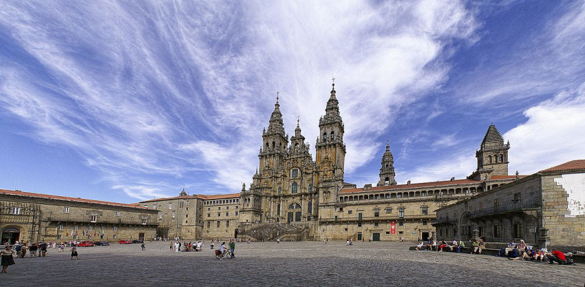Santiago de Compostella (Wikimedia Commons)