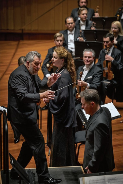 Thomas Adès, Christianne Stotijn és Mark Stone a Művészetek Palotájában