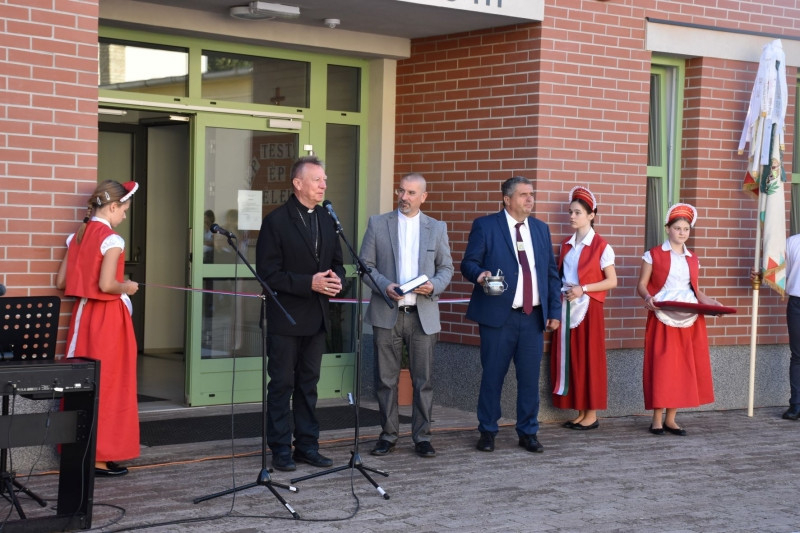 albertirsai Magyarok Nagyasszony Római Katolikus Általános Iskola