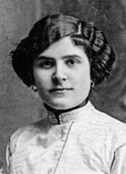 Édesanyja, Rakovszky Erzsébet