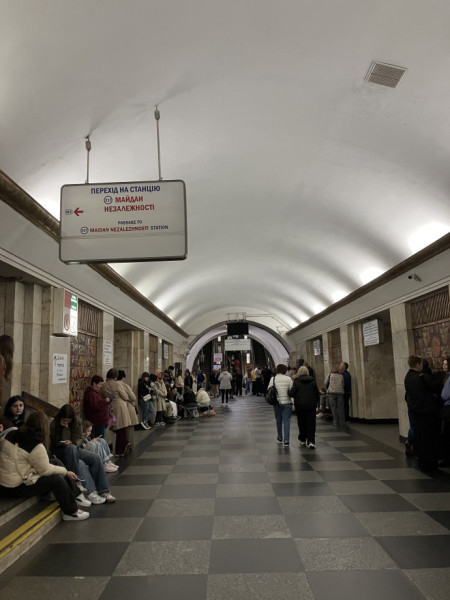 Kijevi metróban légiriadó idején