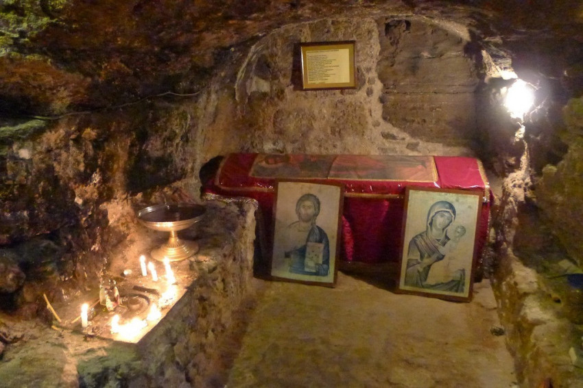 Szent Barnabás sírja, mely jelentős zarándokhely Észak-Cipruson