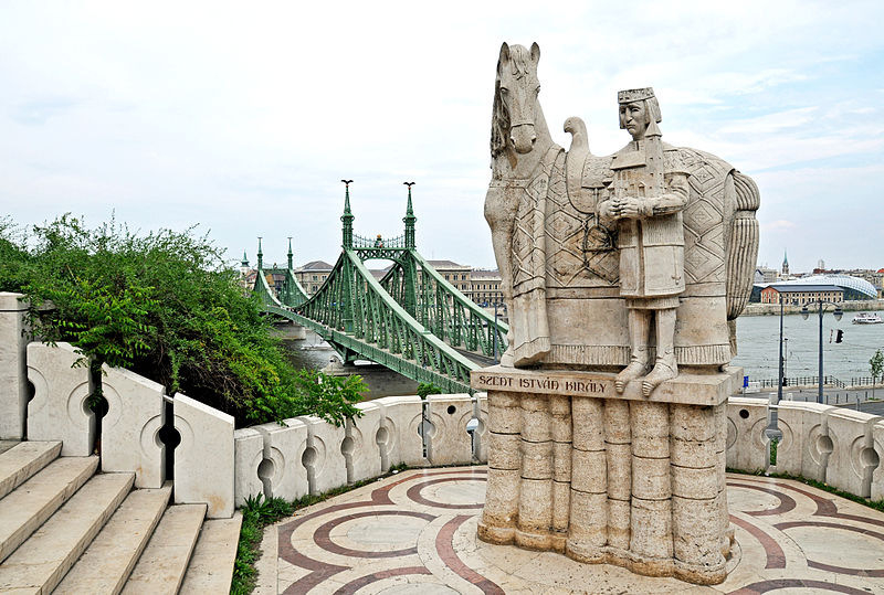 Szent István szobra a budapesti Gellért-hegyen