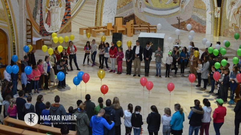 I. kerület - Budavár | Kössünk lányok találkozó, fonal simogató Budapesten
