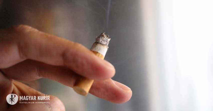Lassult a dohányzásról való leszokás üteme a világban | G7 - Gazdasági sztorik érthetően