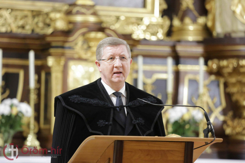 Fekete K roly Reform tus P sp k Isten Nem egyk ket Akar Hanem fekete-k-roly-reform-tus-p-sp-k-isten-nem-egyk-ket-akar-hanem