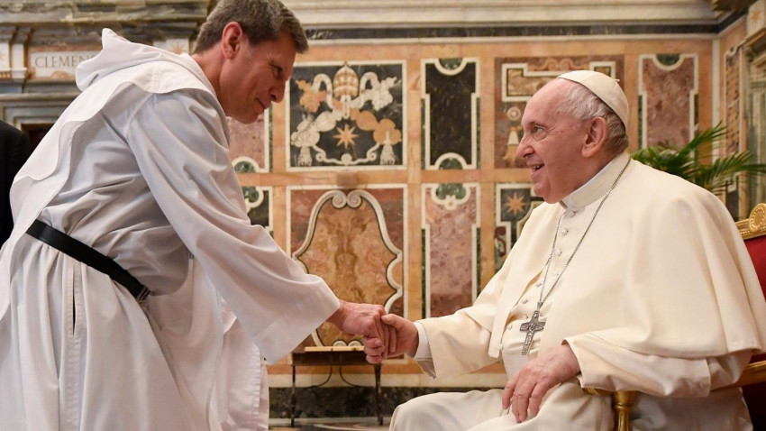 Ferenc pápa: Ma is túl sok embert üldöznek és tartanak rabszolgasorban a hite miatt
