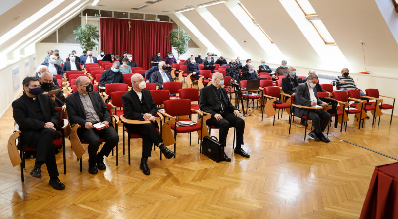 Úton a szinodális egyház felé – Teológiai Tanári Konferencia Budapesten