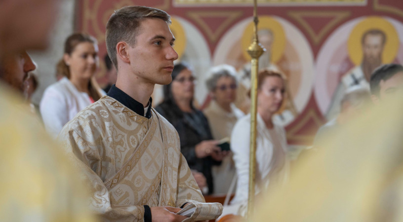 A papszentelés útnak indulás – Orosz Atanáz Tokaj városában szentelte fel Gorcsa Jánost 