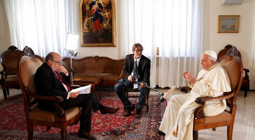 Nem tervezi a lemondását – Ferenc pápa interjút adott a Reuters hírügynökségnek