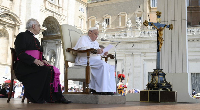 Ferenc pápa katekézise: A párbeszéd és a barátság az evangéliumhirdetés hiteles útja