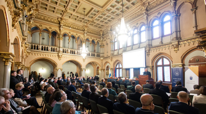 A szívet nem szabad elszakítani a tudástól – Konferencia a 60 éves Gravissimum educationisról