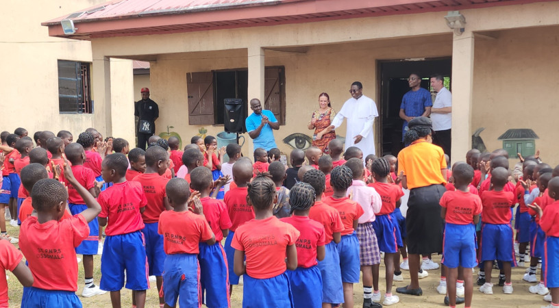 Kapcsolatba kerültek a magyar támogatók és a nigériai diákok – Afréka 22. missziós útjáról