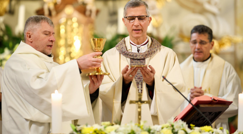 Martos Levente Balázs Budafokon: Amit az élet vihara elragad, azt a Gondviselés visszaadhatja