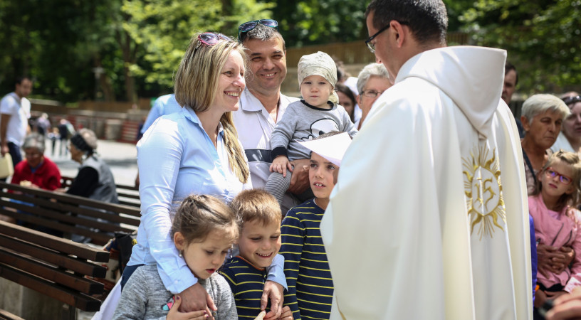 Marton Zsolt püspök adventi körlevele: A család mint a béke és a kiengesztelődés hordozója