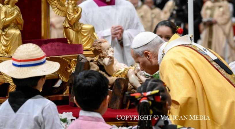XIV. Leó pápa karácsony éjjel: „Éjszaka születik meg Az, aki kiszabadít minket az éjszakából”