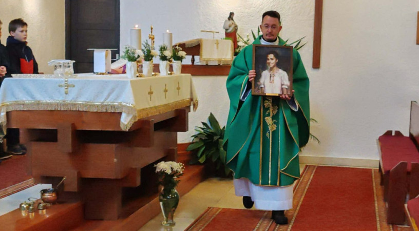 Boldog Bódi Mária Magdolna-portrét és hálanaplót helyeztek el a Veszprémi Főegyházmegye templomaiban