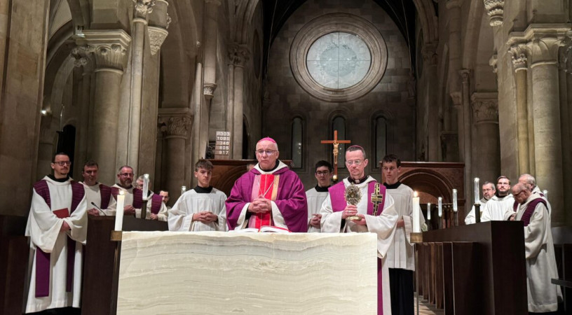 Szent Benedek ereklyéje Pannonhalmáról Munkácsra érkezik – Ukrajna-szerte imádság lesz a békéért