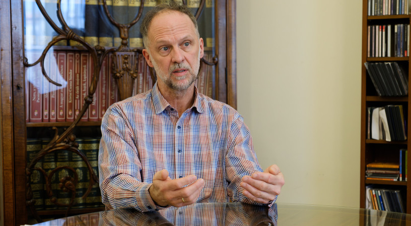 Megéri közösségben gondolkodni – Interjú a Budai Ciszterci Szent Imre Gimnázium igazgatójával