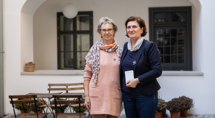 A Szent Szűz oltalmában – Beszélgetés az Édesanyák Imái közösség tagjaival