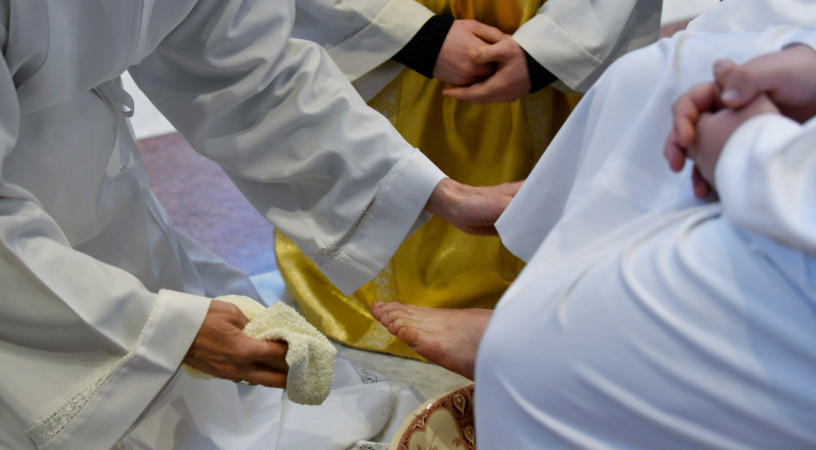 „Mindvégig szerette övéit” – Az utolsó vacsora emlékmiséje egyházmegyéinkben