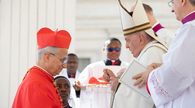 XIV. Leó az egy éve elhunyt Ferenc pápáról:  Imádkozzunk, hogy már most élvezze az Úr irgalmát