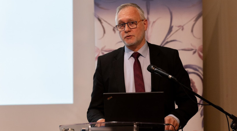 Puskás Balázs oktatási szakember: Ha vissza akarod kapni a gyerekedet, hozd vissza az offline térbe!