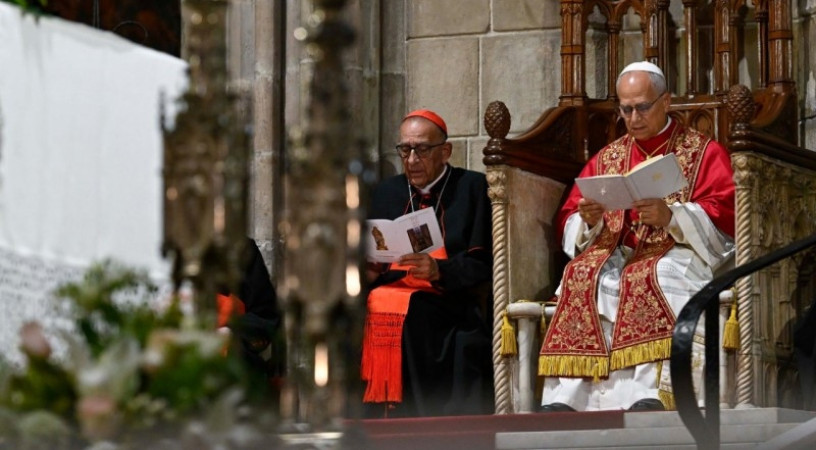 XIV. Leó pápa a napközi imaórán Barcelonában: Hagyjátok, hogy Isten szeressen benneteket!